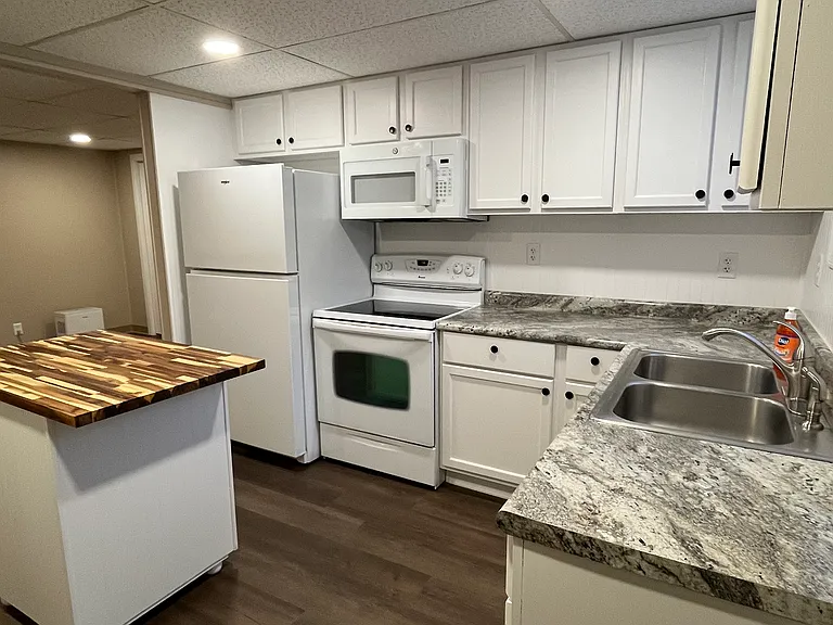15 E Bluff St #19 — Photo 2
