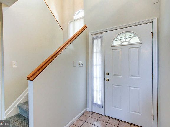 5th image of 2830 Linden St APT 1E