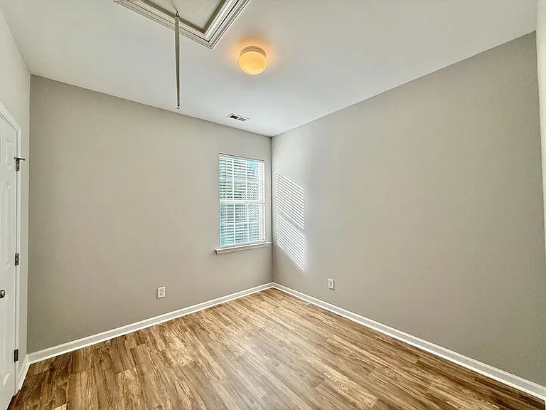 2113 Trefoil Ln — Photo 15