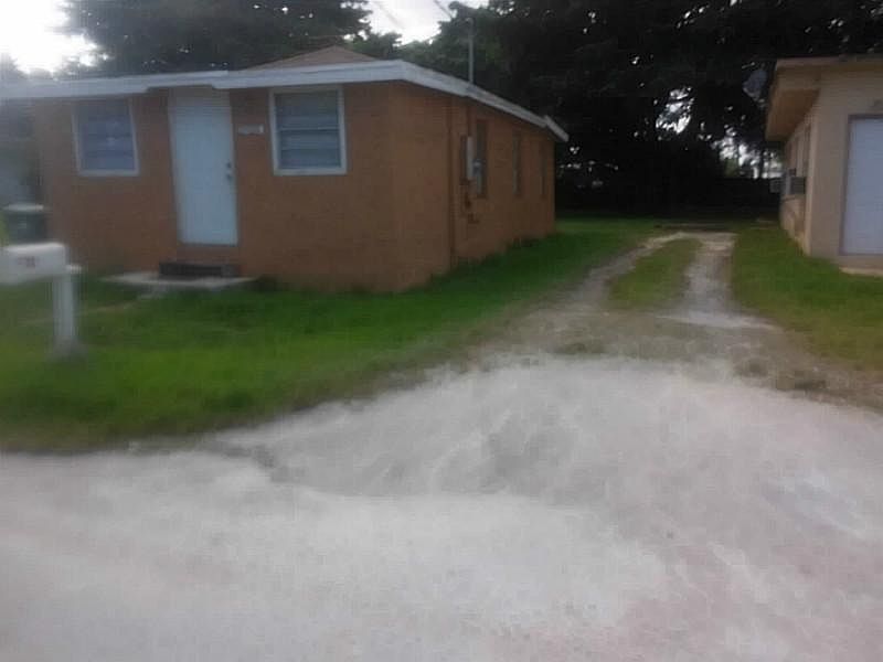 2nd image of 21920 SW 118th Ct