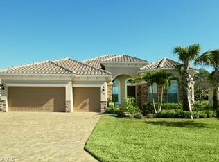 9200 Ores Cir, Naples, FL 34120