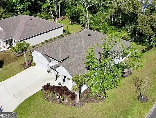 3 bed, 2.0 bath, 2096 sqft, $3,000 — Photo 3