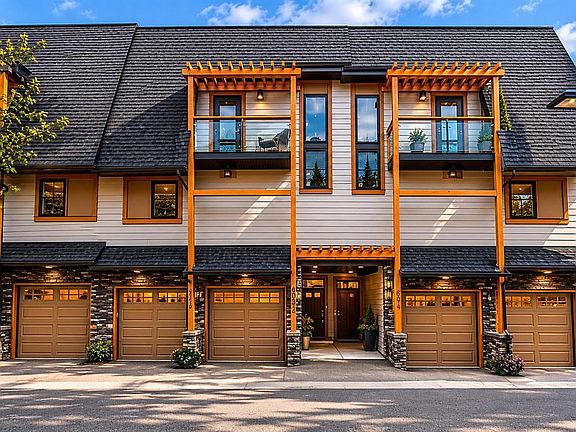 2nd image of 102 SW Stewart Creek Rise #603