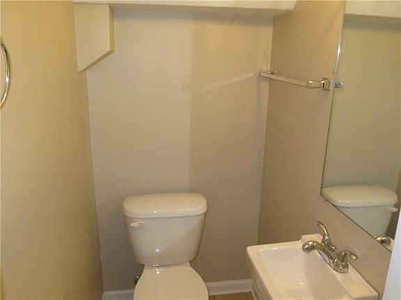 5th image of 4832 Finch St APT C