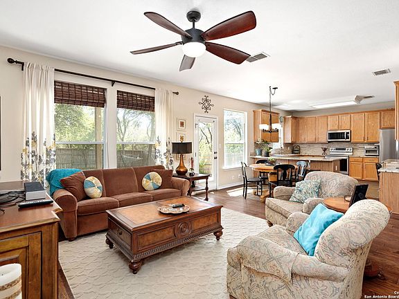 4th image of 5530 Arcadia Park