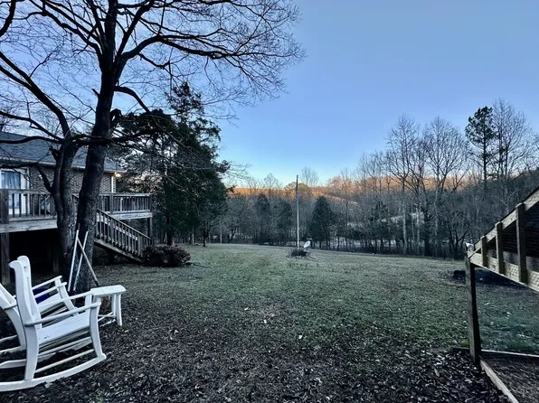 4036 Vernon Creek Rd, Cunningham, TN 37052