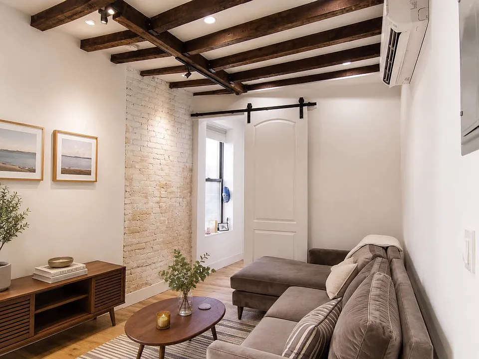 58 Kenmare St #9