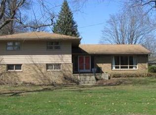 3223 Dowling Dr, Akron, OH 44333