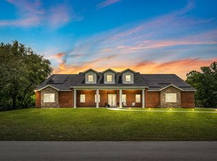 651 Toni St SW, Palm Bay, FL 32908