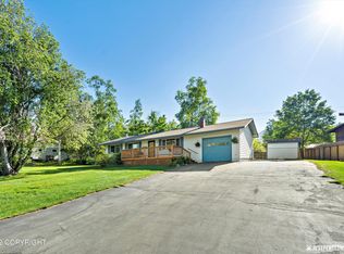 10545 Chatanika Loop, Eagle River, AK 99577