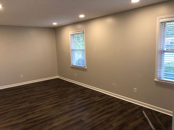 2nd image of 3017 Asbury Pl