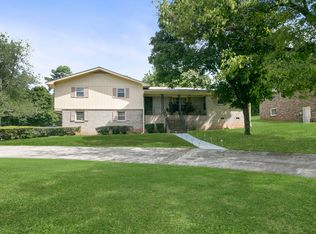 1739 Macby Dr, Marietta, GA 30066