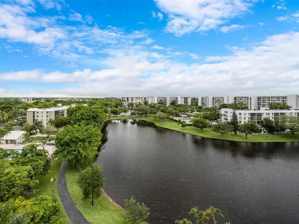 2112 S Cypress Bend Drive #908, Pompano Beach, FL 33069