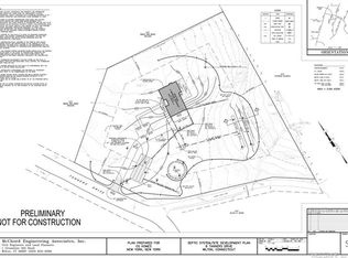 8 Tanners Dr, Wilton, CT 06897