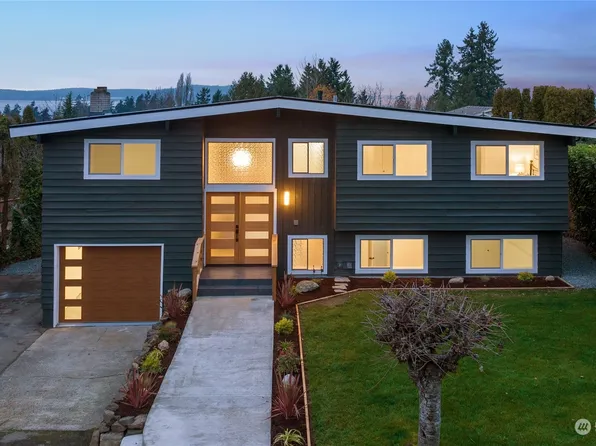 815 Rowell Street, Steilacoom, WA 98388