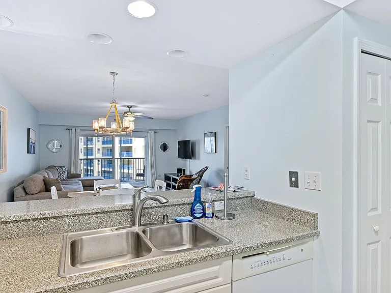 5300 S Atlantic Ave #8403 — Photo 7