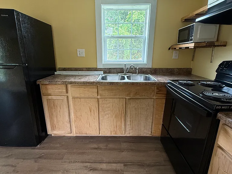 2020 W Barr Rd — Photo 27