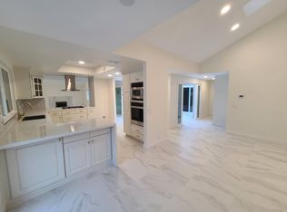 6 Sycamore Crk, Irvine, CA 92603