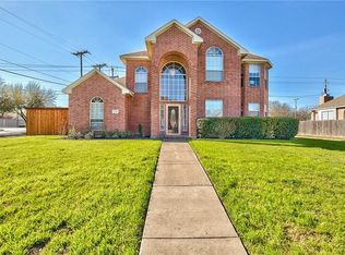 1100 Ashford Dr, Desoto, TX 75115