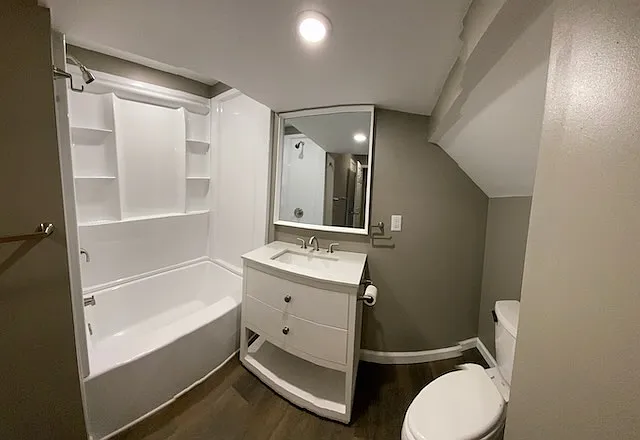 Main Bathroom
