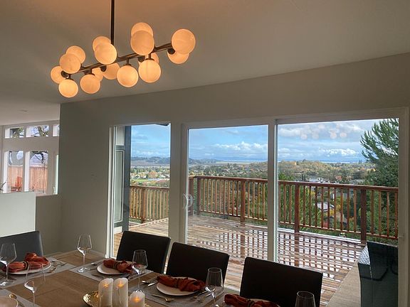 4th image of 195 Drakewood Pl