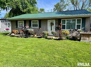 1223 Arcadia Dr, Galesburg, IL