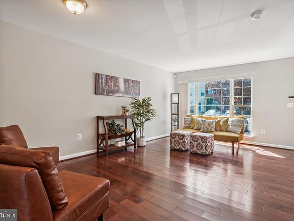 5th image of 15739 London Pl