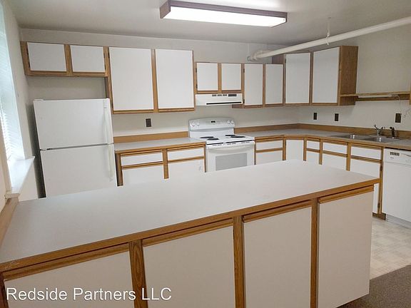 4th image of 1421 2nd Ave N APT 01