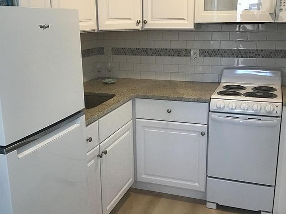4th image of 3501 Boardwalk APT B211