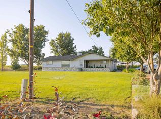 691 Van Belle Rd, Granger, WA 98932