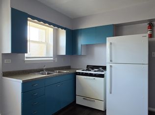 3631 147th St APT 2S, Midlothian, IL 60445