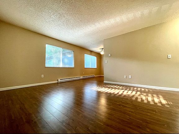5th image of 1626-1646 SE Ash St #1632