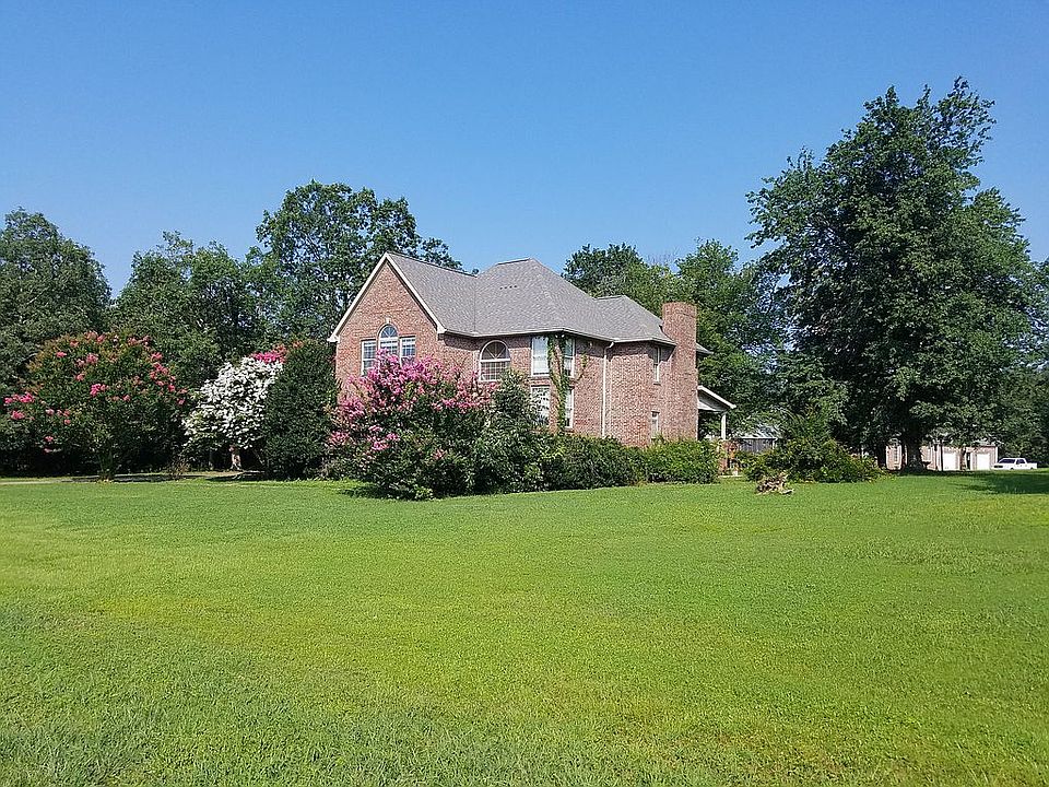 2nd image of 911 Rose Marie Ct
