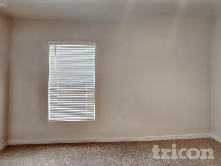 10749 Hidden Banks Gln — Photo 9