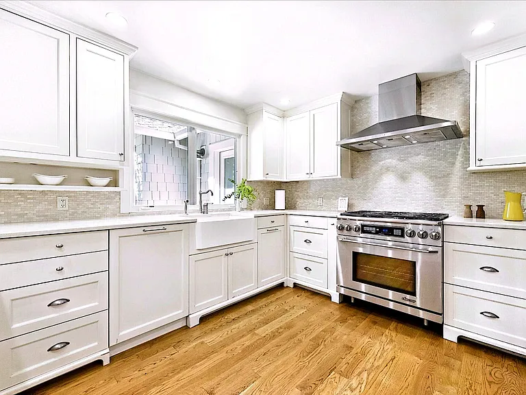 4242 Cobb Way — Photo 16