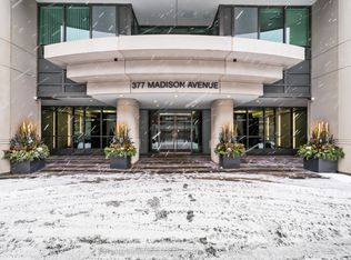 377 Madison Ave #502, Toronto, ON M4V3E1