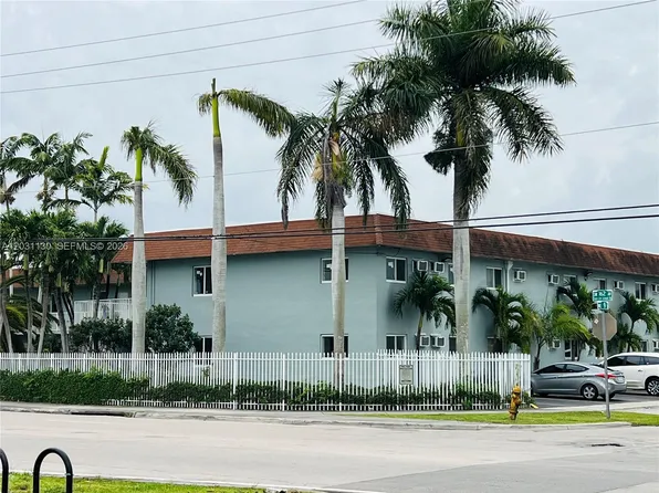 880 NE 18th Ave APT 3, Homestead, FL 33033