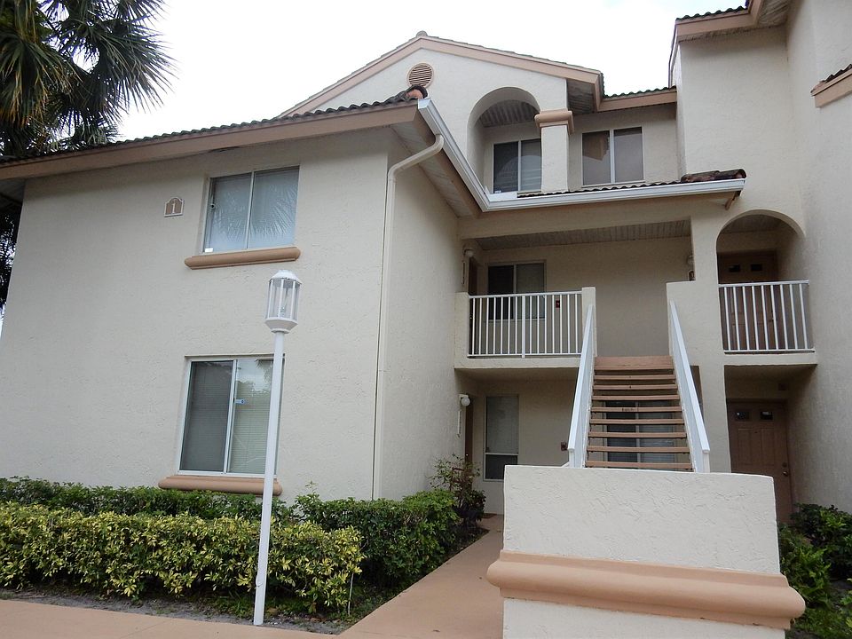 1st image of 1201 Glenmoor Dr