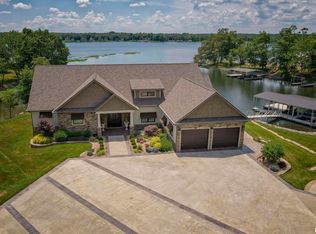 1147 Market Rd, Marion, IL 62959