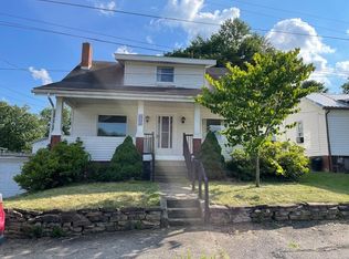 323 Stone St, Greensboro, PA 15338