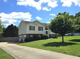 4740 Rockwell Place Dr, Tobaccoville, NC 27050
