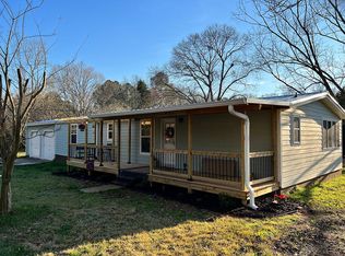 224 Clark Cir, Hull, GA 30646