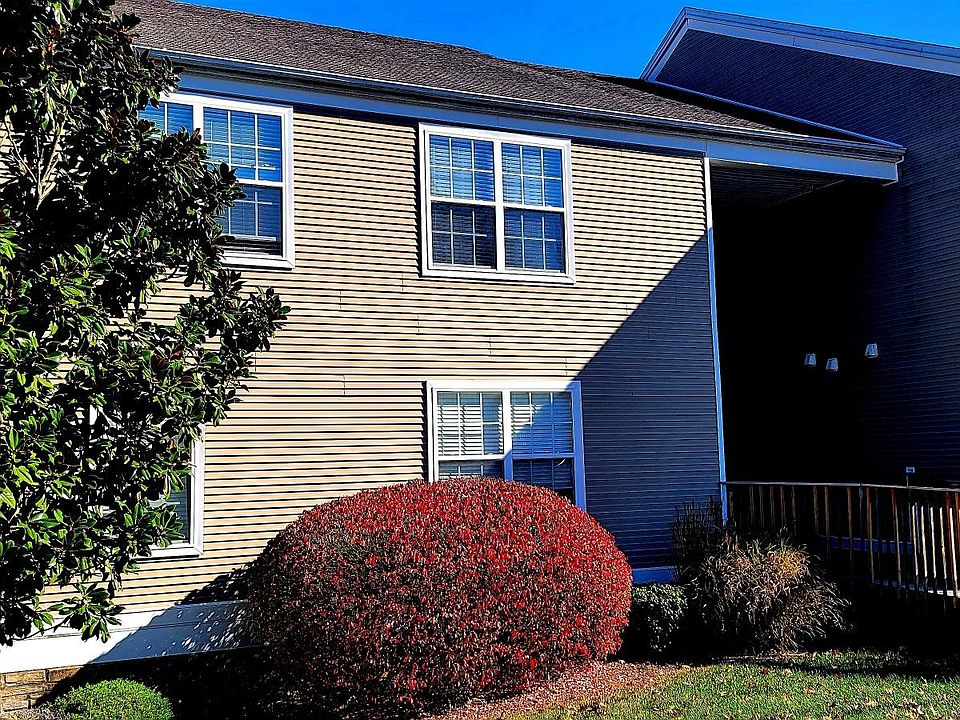 1st image of 857 Malabu Dr APT 2002
