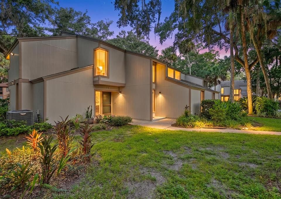 1st image of 13 MID OAKS CIRCLE #13