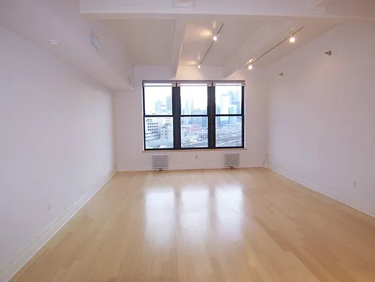 Rented by Sotheby's International Realty | media 7