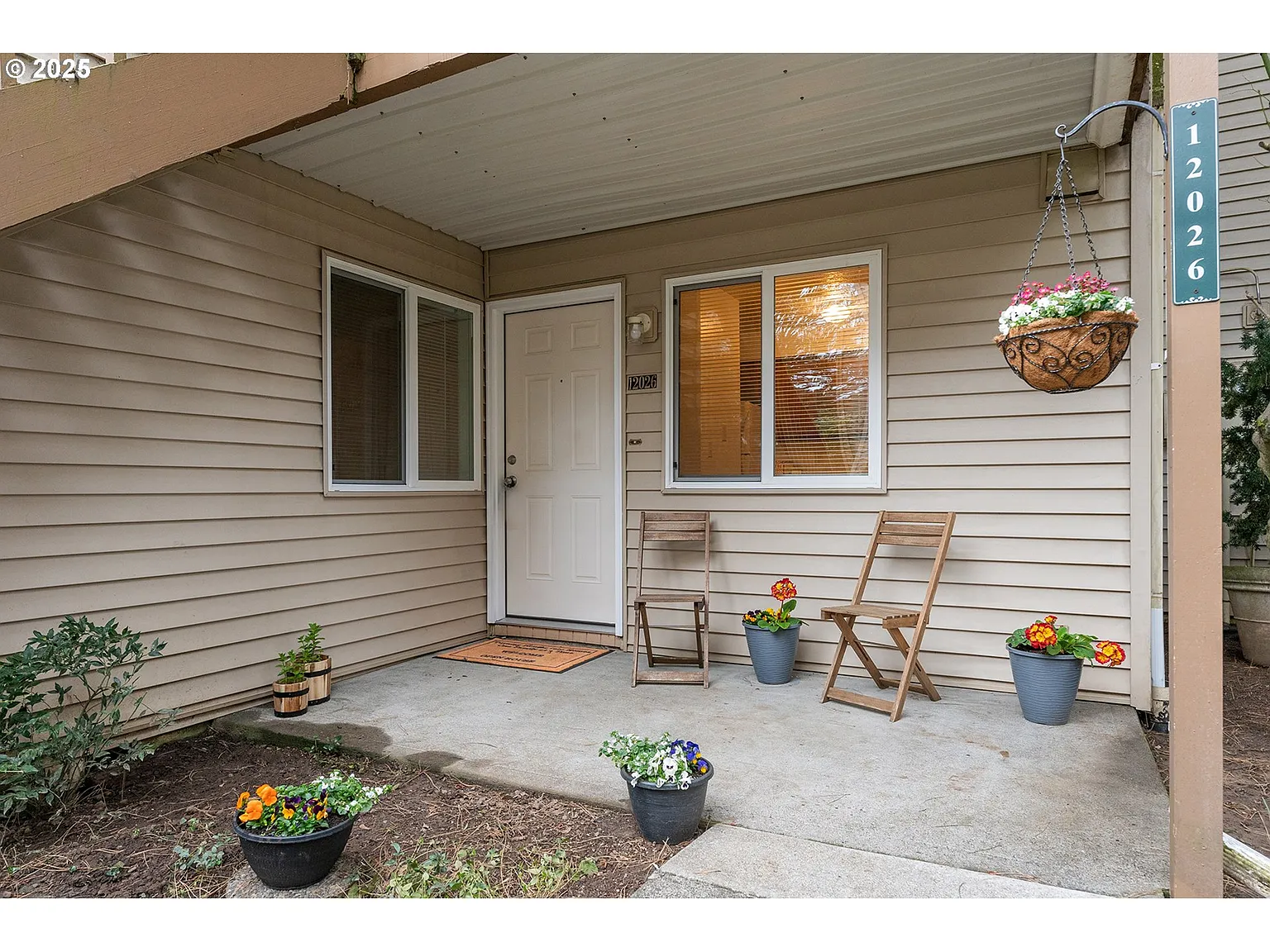 12026 SW Conestoga Dr photo 1