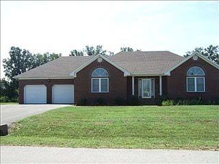 1st image of 117 Greyrock Dr