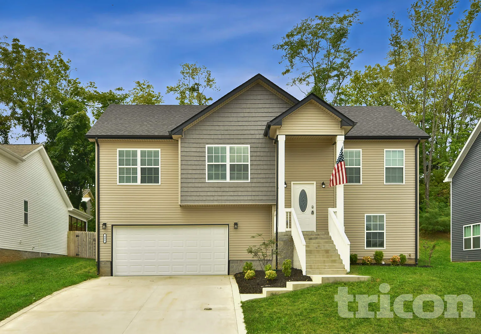 492 Woodtrace Drive Clarksville TN — Photo 1
