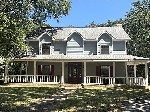 2nd image of 1331 Brookneal Cir