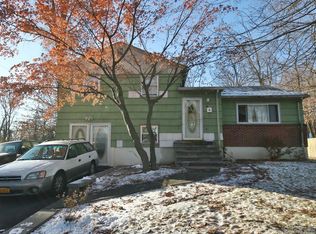 6 Sherman Dr, Spring Valley, NY 10977